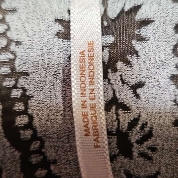 Free People see through lace Boho Cami - Picture 5 of 7